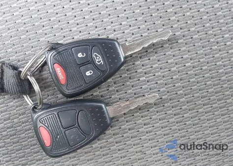 2006 Jeep Commander из США, поврежденный, VIN 1J8HG48N36C206855